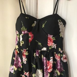 👗Floral cocktail dress